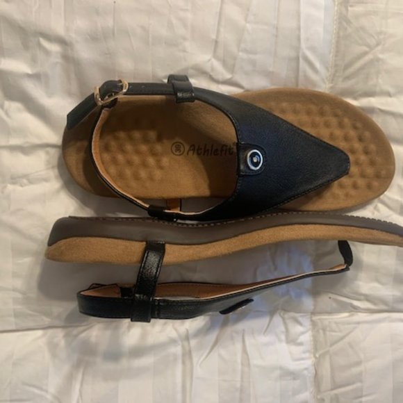 Athlefit Women's Comfortable Thong Sandals - Picture 2 of 3